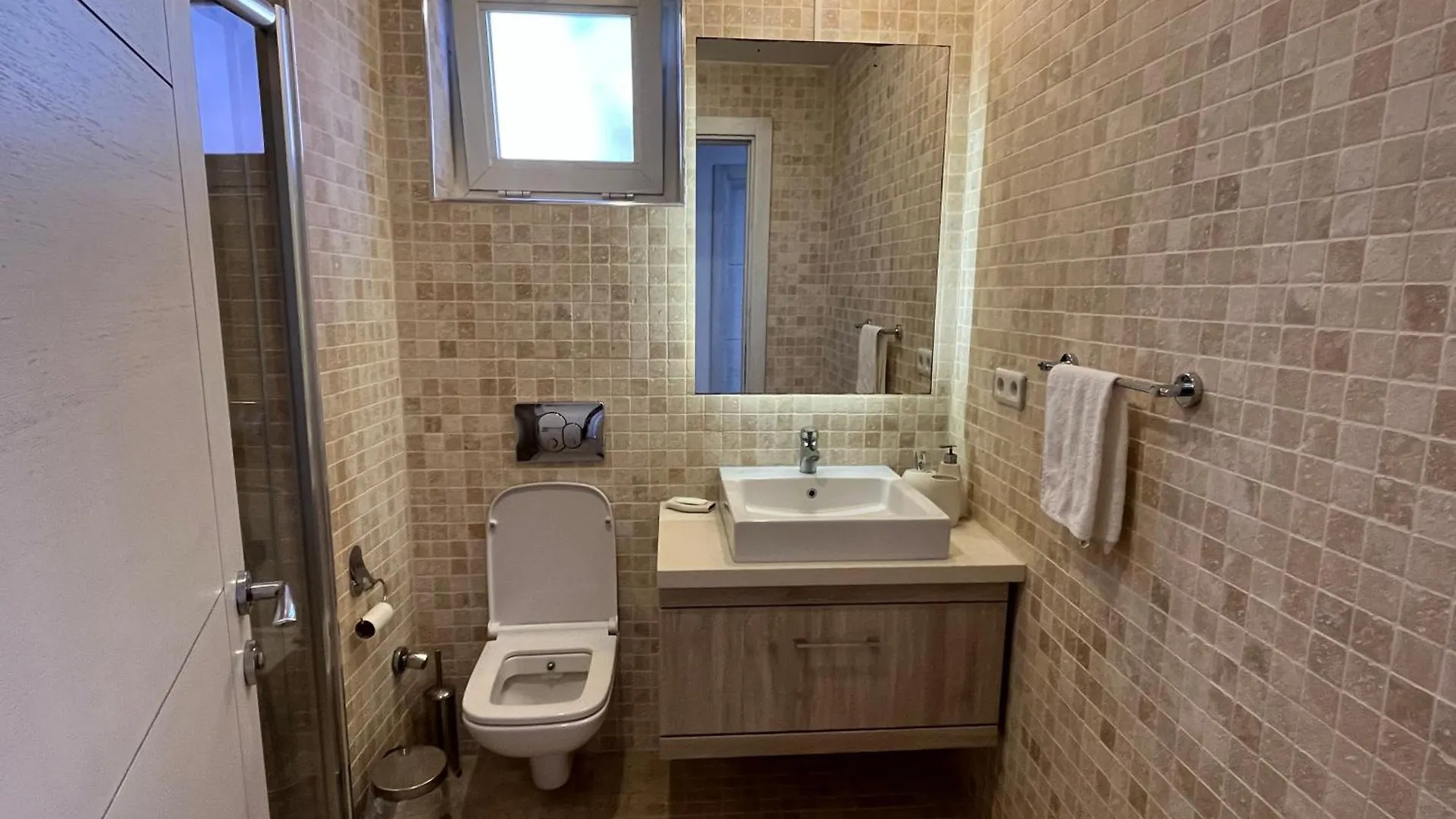 Triplex Villa With Private Pool And Garden 博德鲁姆 0*,